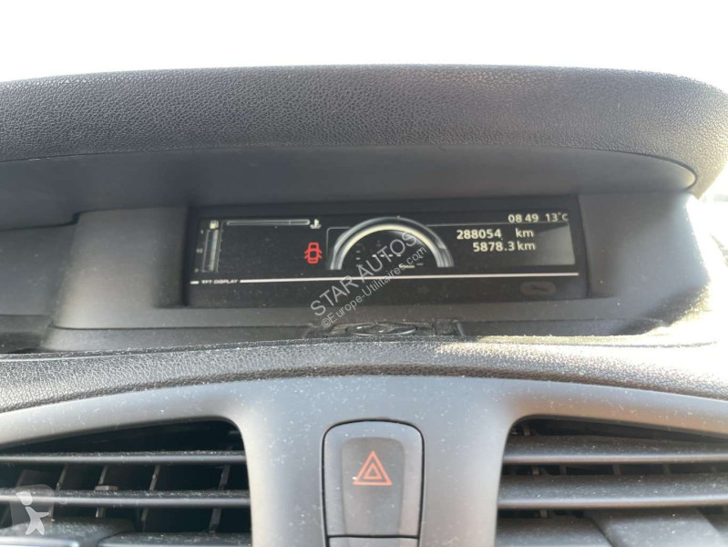 عربة نفعية Renault