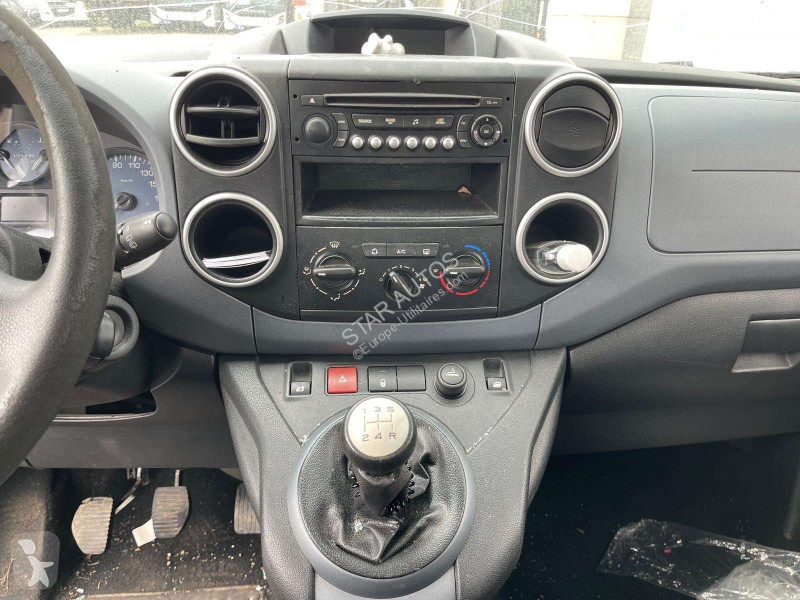 عربة نفعية Peugeot