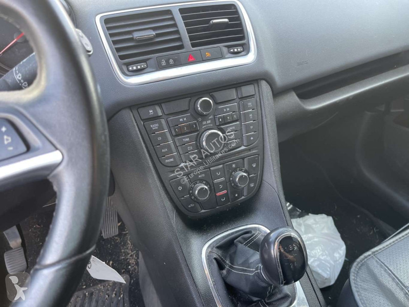Samochód dostawczy Opel