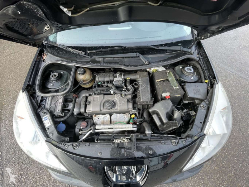 Véhicule utilitaire Peugeot