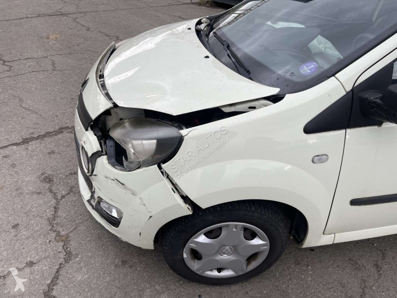 عربة نفعية Renault