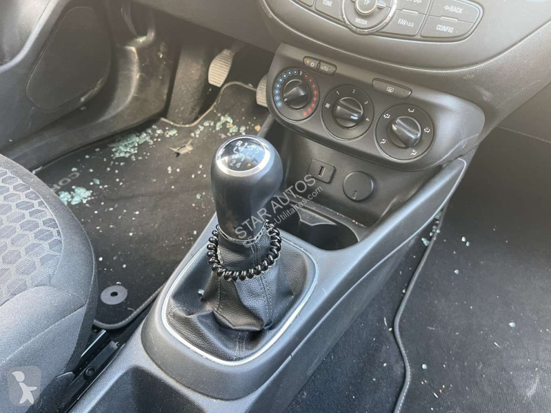 Véhicule utilitaire Opel