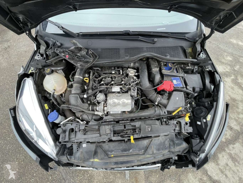 Véhicule utilitaire Ford