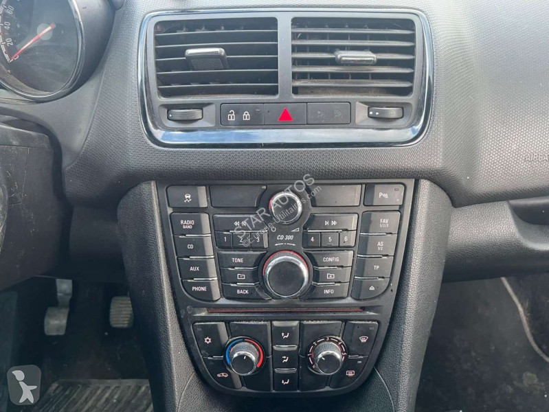 Samochód dostawczy Opel