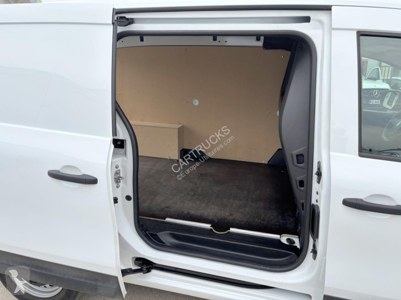 Véhicule utilitaire Renault KANGOO L2 Maxi 1.5...