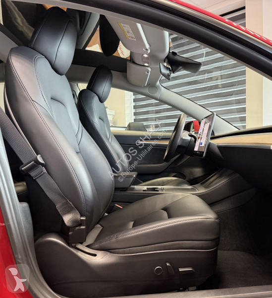 Tesla MODEL 3 LONG-RANGE DUAL MOTOR AWD MY21 van