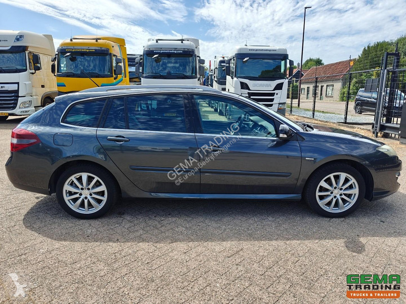 عربة نفعية Renault 4x2 Euro 5 - 5 Seats -...