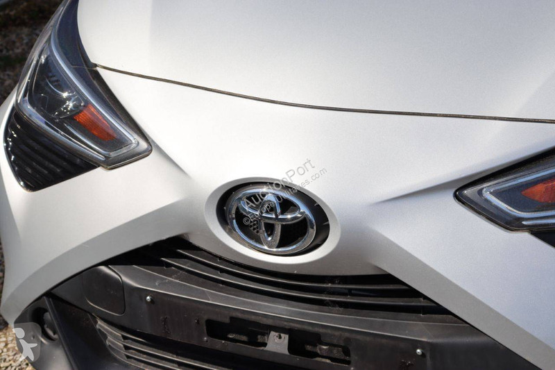 Autoutilitară Toyota