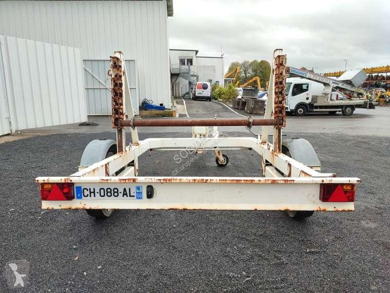 Véhicule utilitaire   PORTE TOURET