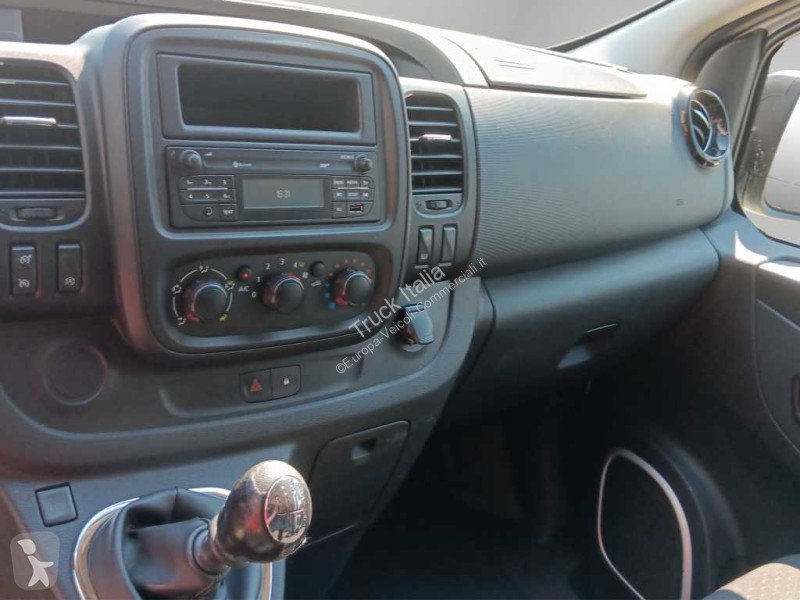 Véhicule utilitaire Opel II 29 E6 2016 - 29...