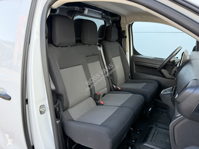 Furgoneta Toyota Electric 75kWh L1 348km WLTP...