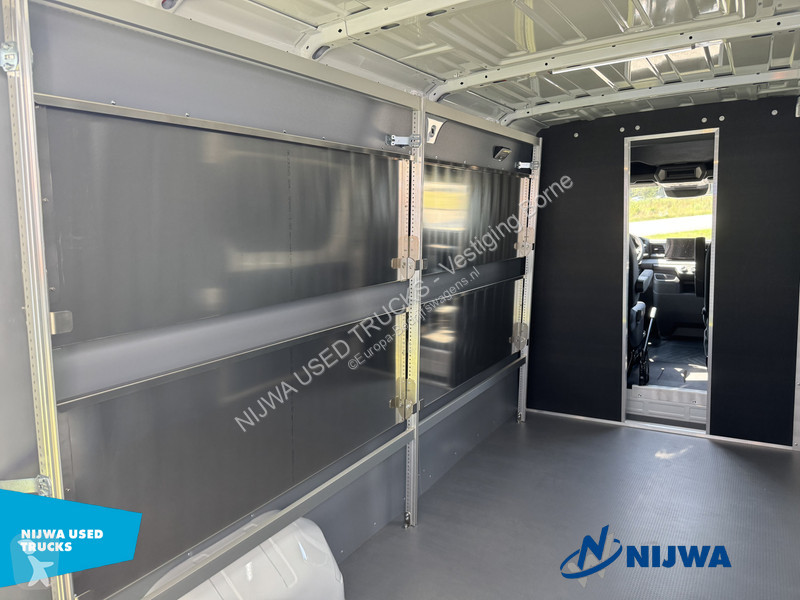 Véhicule utilitaire Renault E-Tech T35 L3H2 87...