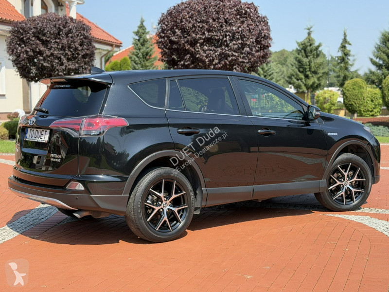 Samochód dostawczy Toyota RAV-4