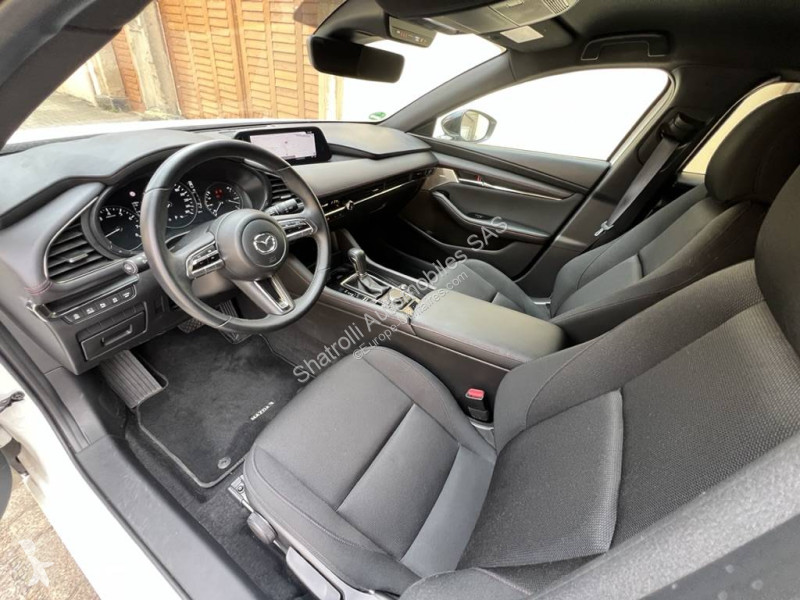 Samochód dostawczy Mazda (4) E-Skyactiv X...