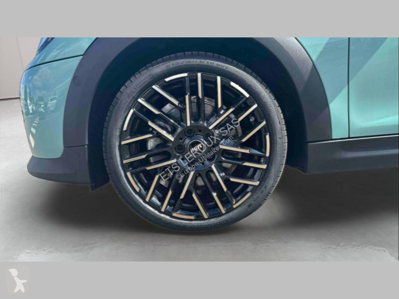 Samochód dostawczy Mini COOPER F66