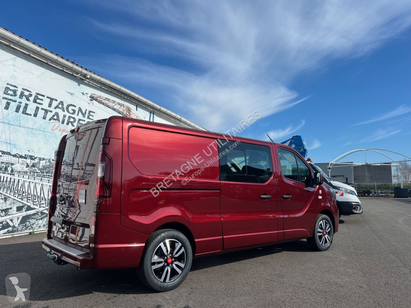 Furgoneta Renault TRAFIC III FG NEUF: CARMIN 5...
