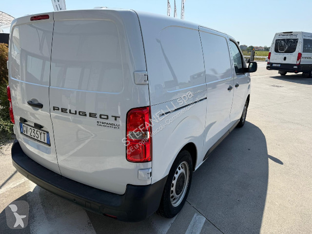 عربة نفعية Peugeot EXPERT 2.0 BLUE HDI 140CV L2H1