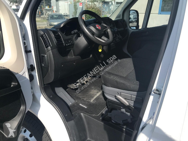 عربة نفعية Fiat Ducato 33 MH2 2.2 mjt3 120cv...