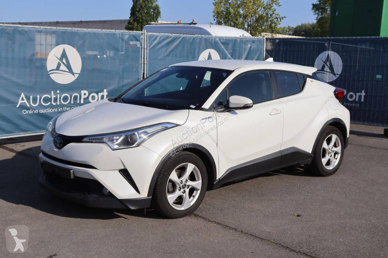 Autoutilitară Toyota Hybrid