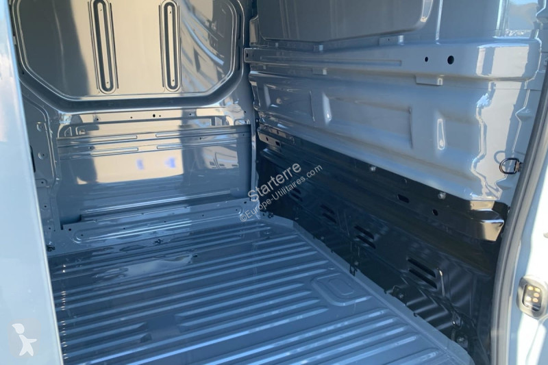Véhicule utilitaire Renault  TRAFIC FOURGON
