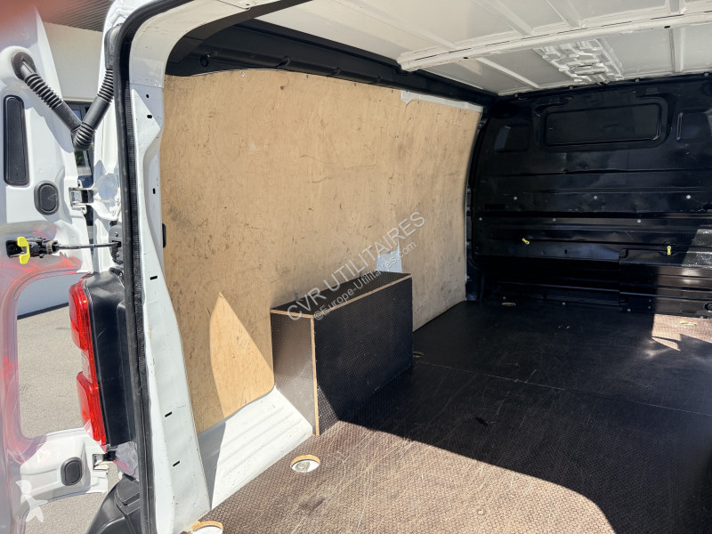 عربة نفعية Peugeot EXPERT FG LONG 2.0 BLUEHDI...