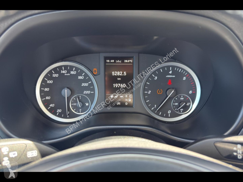 Véhicule utilitaire Mercedes 300 d 239ch...