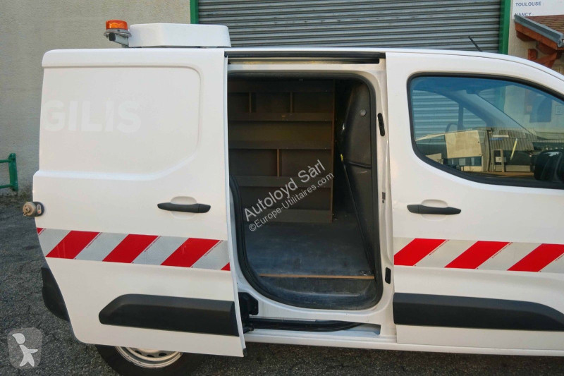 Véhicule utilitaire Peugeot PARTNER 1,5 HDI 100