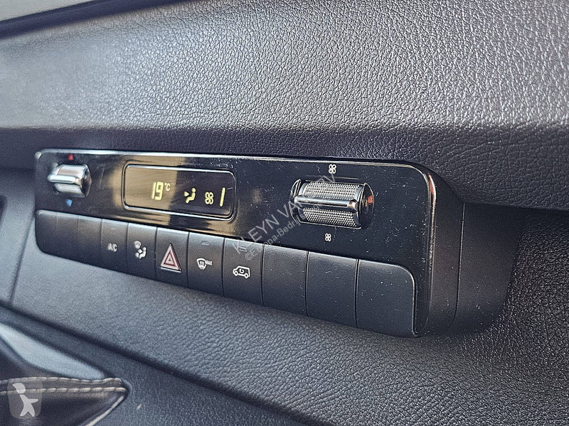 Furgoneta Mercedes 315 Dub.Cab Open-Laadbak