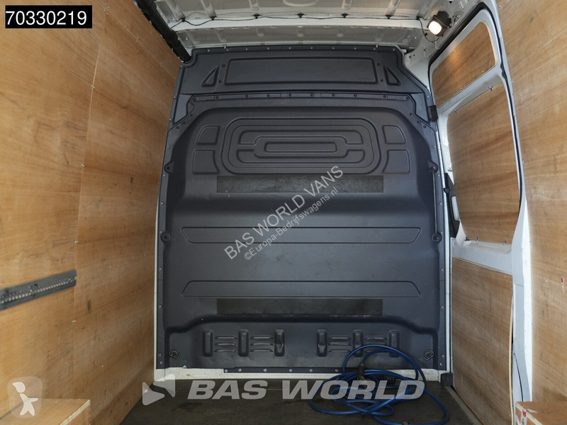 Véhicule utilitaire Mercedes L2H2 100%...