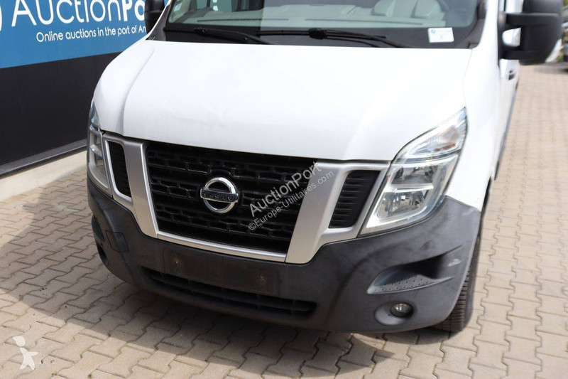 Furgoneta Nissan