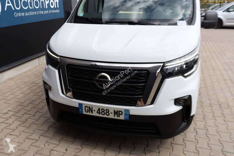 Furgoneta Nissan