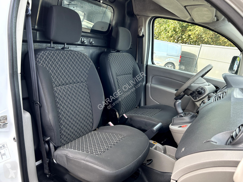 Véhicule utilitaire Renault Exp 1.5 dci 70...