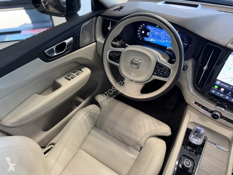 Samochód dostawczy Volvo T6 AWD 253 + 145CH...
