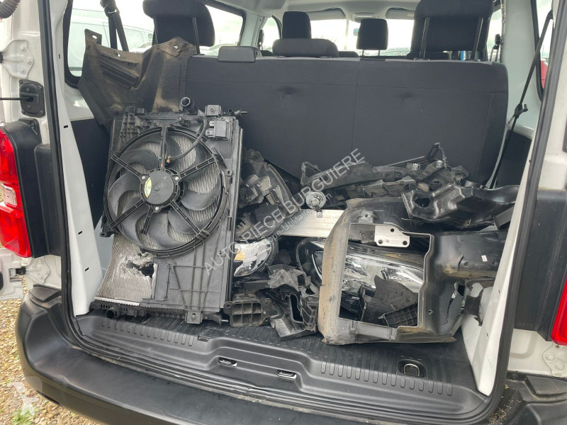 Veicolo commerciale Peugeot Traveller 1.5 HDI...
