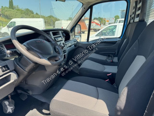 Veicolo commerciale Iveco DAILY