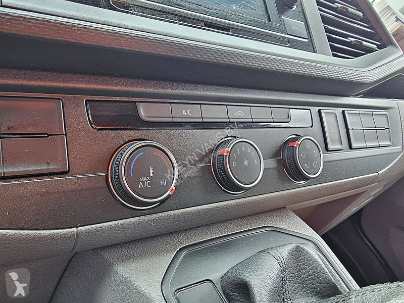Furgoneta Volkswagen 2.0 TDI T6.1 L2H1 Automaat!