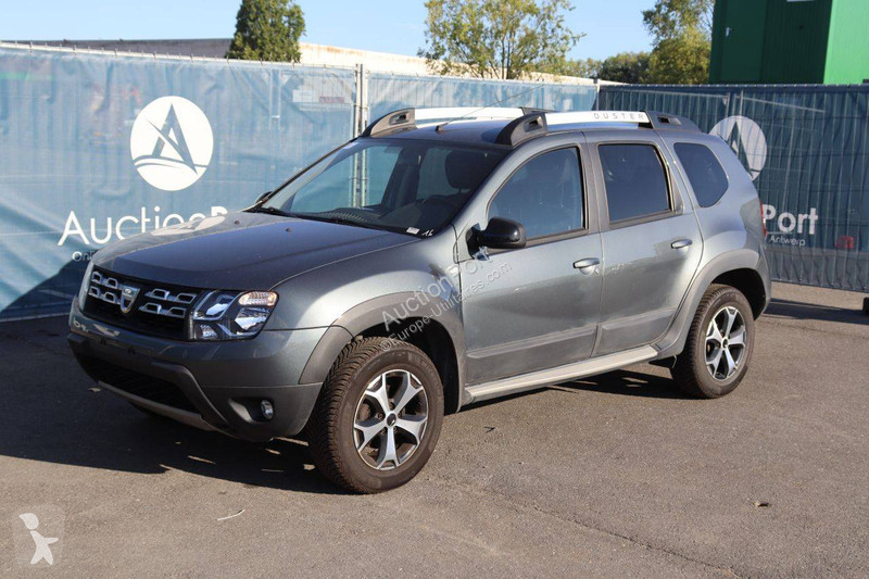 عربة نفعية Dacia