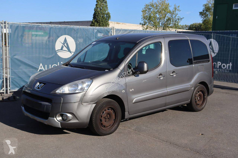 Véhicule utilitaire Peugeot