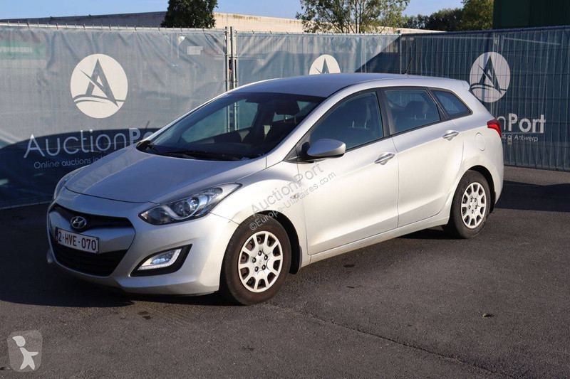 Samochód dostawczy Hyundai i30