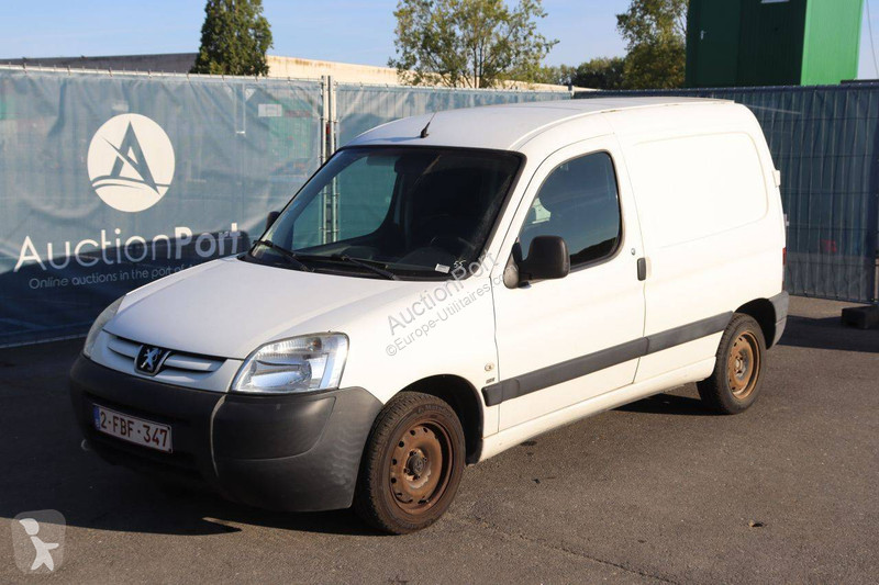 Véhicule utilitaire Peugeot