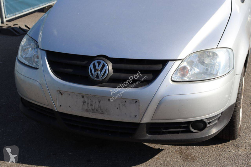 عربة نفعية Volkswagen Fox