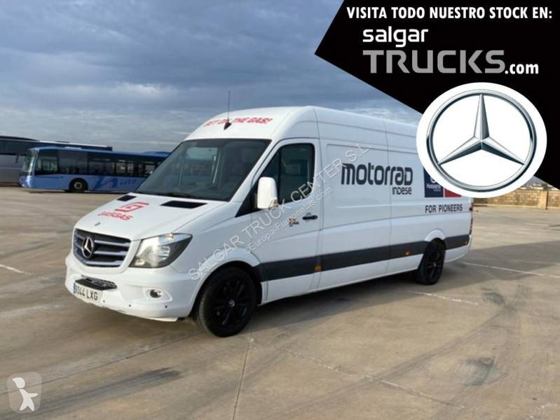 Furgoneta Mercedes