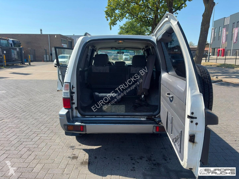 Furgoneta Toyota 4x4 - Manual - Diesel