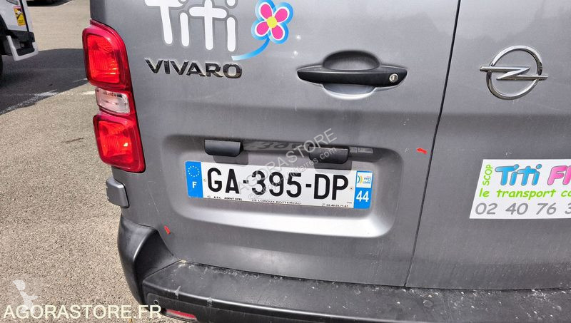 Véhicule utilitaire Opel ZAFIRA