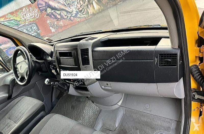 عربة نفعية Mercedes