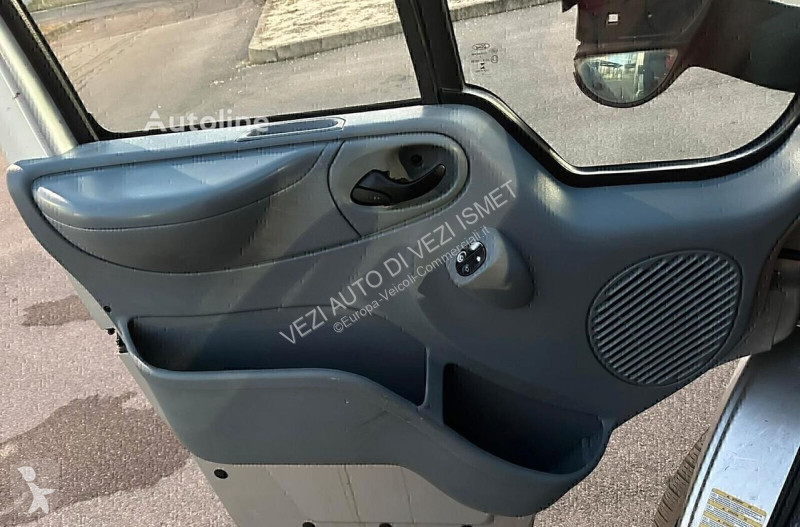 Samochód dostawczy Ford