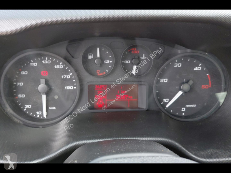 Véhicule utilitaire Iveco CCb 35C16H...