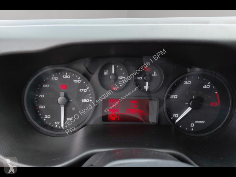 Véhicule utilitaire Iveco CCb 35C16H...