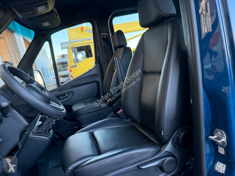 عربة نفعية Mercedes 215 CDI DoKa Klima AHK