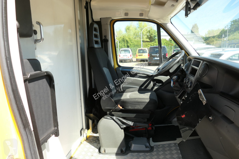 Furgoneta Iveco Daily 35 S11 C30C AUTOMATIK...